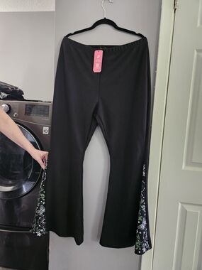 ROMWE Black Bell Bottom Flares With Cottagecore Nature Side Panel Design